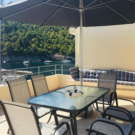 הוילה אסוס The Cove Assos מראה חיצוני תמונה