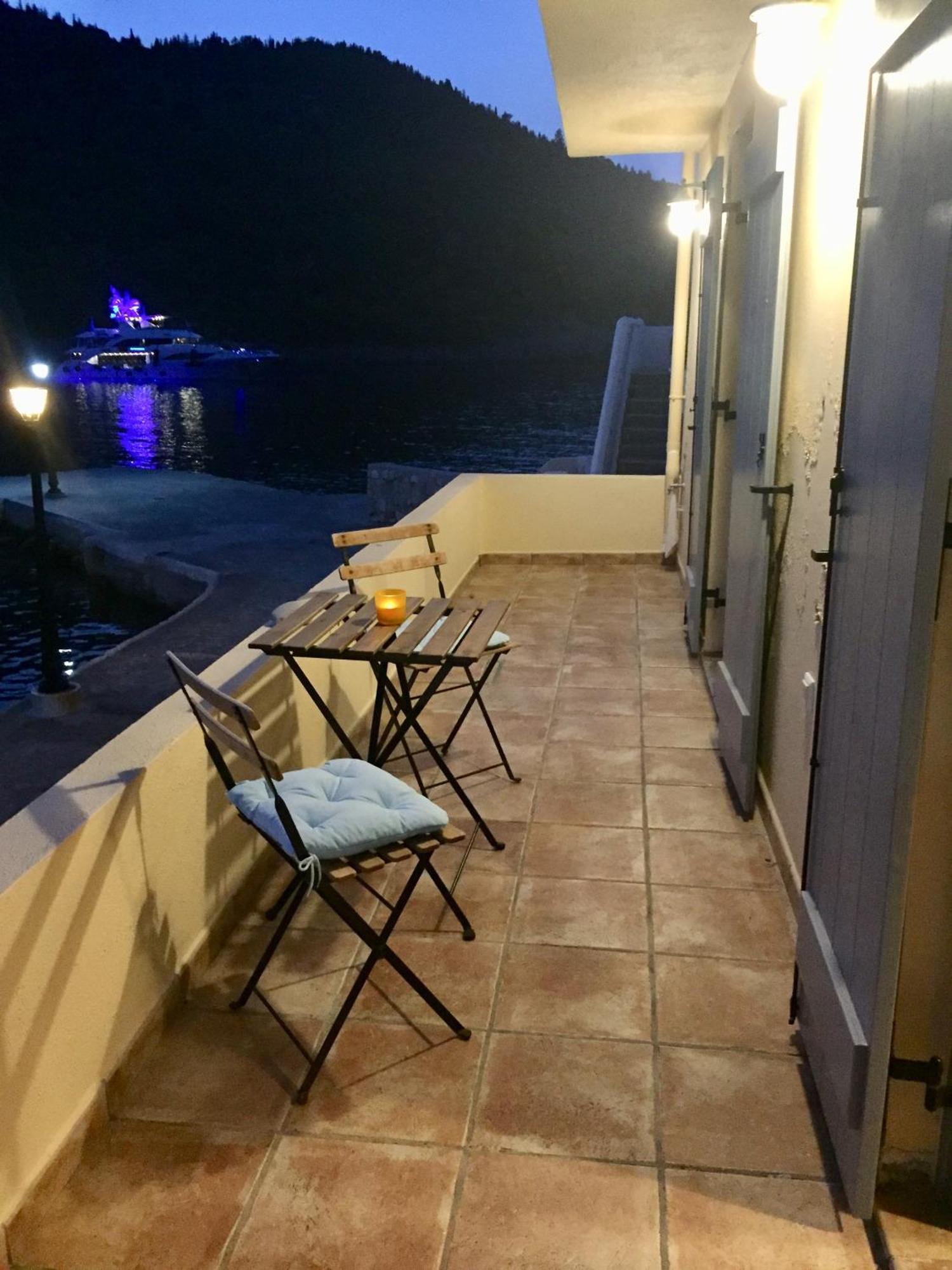הוילה אסוס The Cove Assos מראה חיצוני תמונה