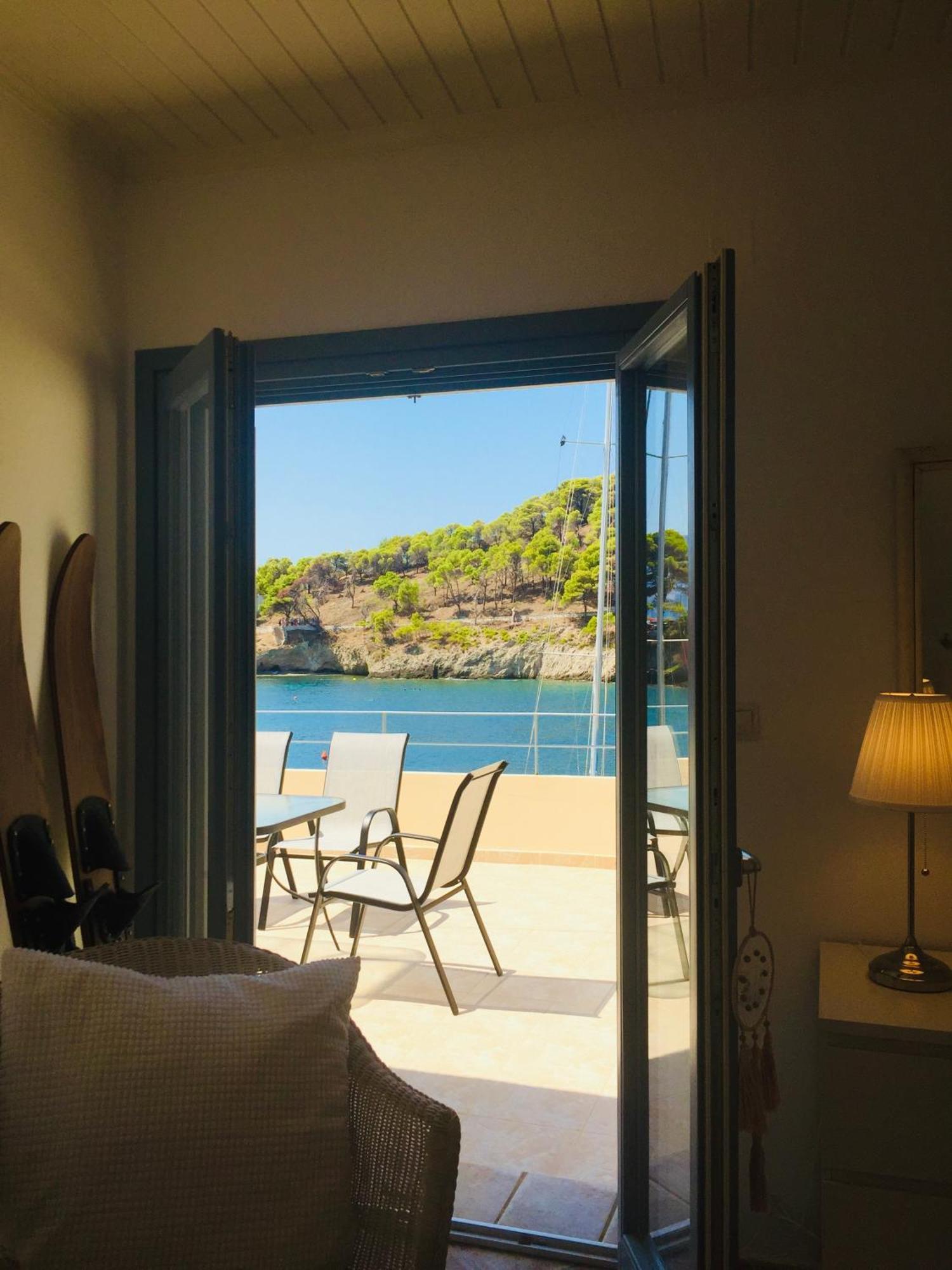 הוילה אסוס The Cove Assos מראה חיצוני תמונה